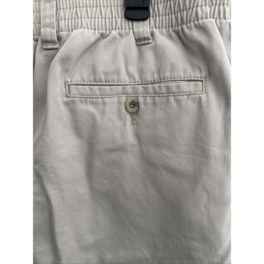 Harbor Bay Cargo Pants Mens 1X/32 Khaki Continuous Comfort Waistband Small Stain - Picture 12 of 14